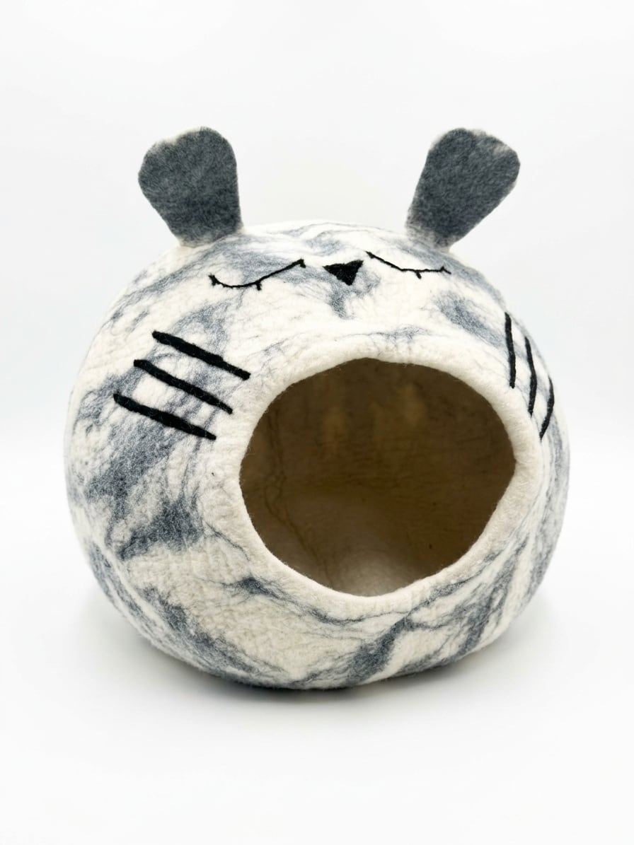 Handmade Woolen Felt Cat House - White Kitty