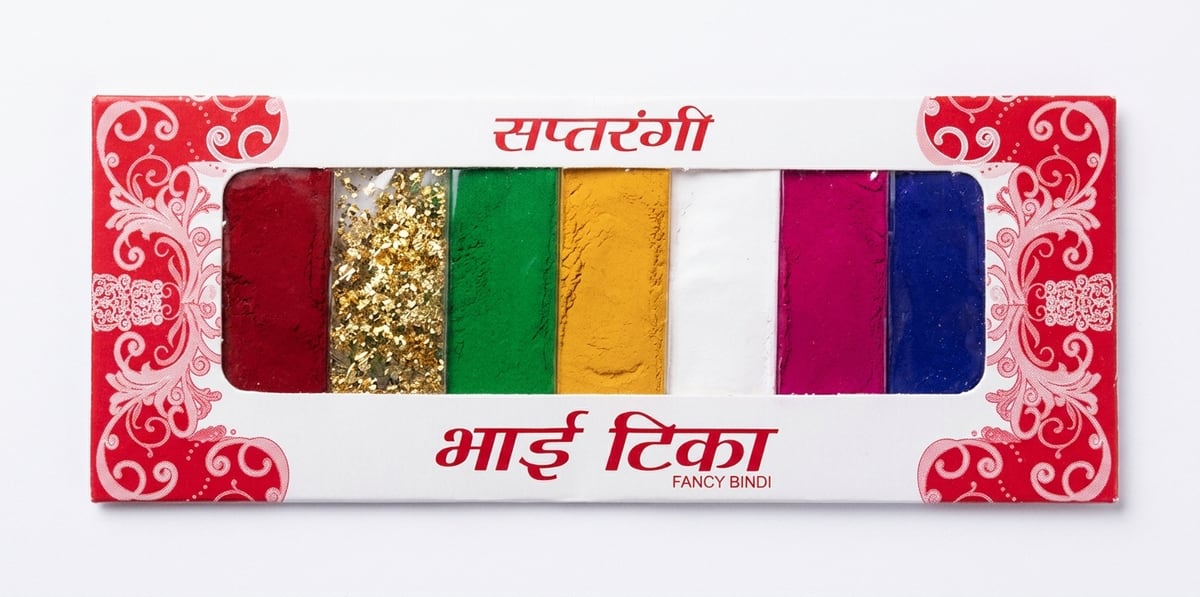 Saptarangi Tika