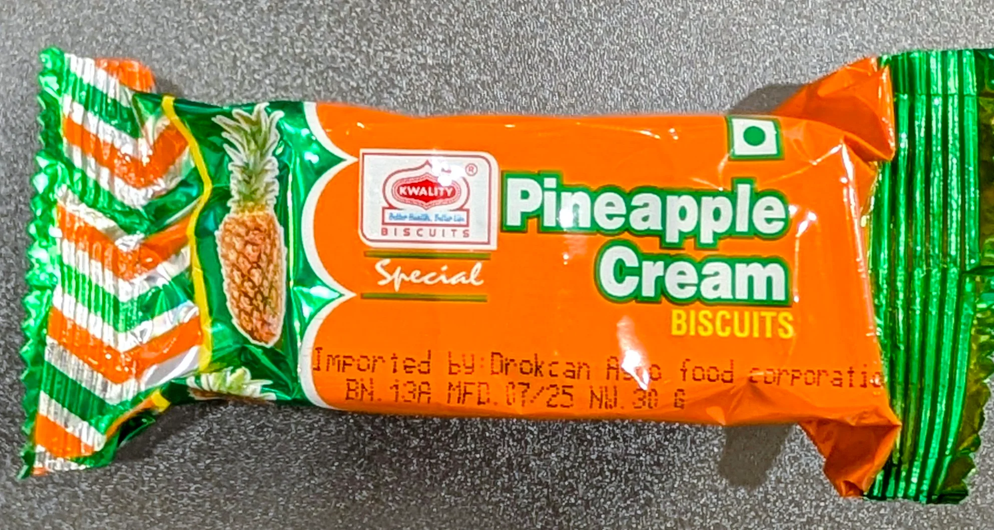 Pineapple Cream Biscuit – 30g
